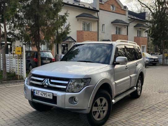 Mitsubishi Pajero
                          2008г. в рассрочку