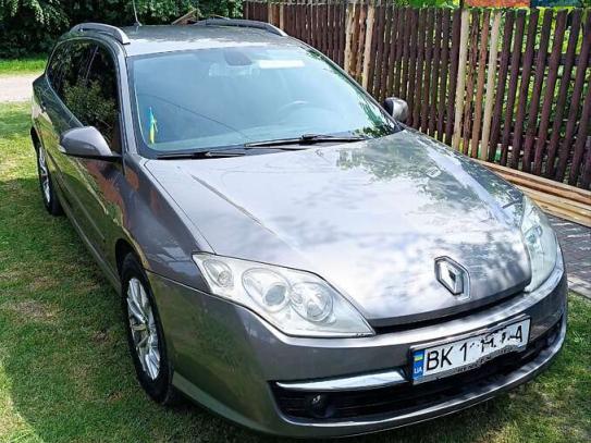 Renault Laguna 2008г. в рассрочку