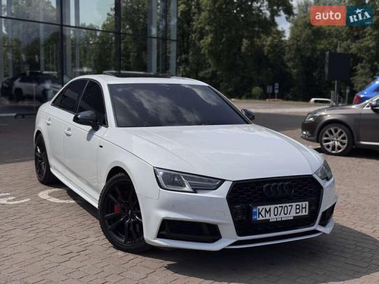 Audi A4                              2016г. в рассрочку