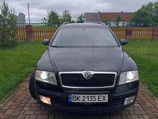 Skoda Octavia                         2008г. в рассрочку