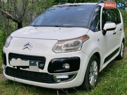 Citroen C3 picasso 2012р. у розстрочку