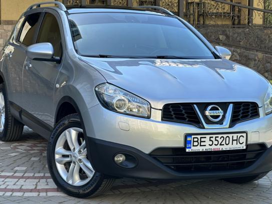 Nissan Qashqai                         2010г. в рассрочку