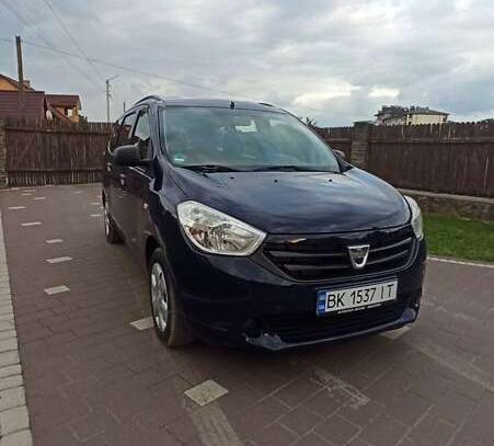Dacia Lodgy 2012г. в рассрочку