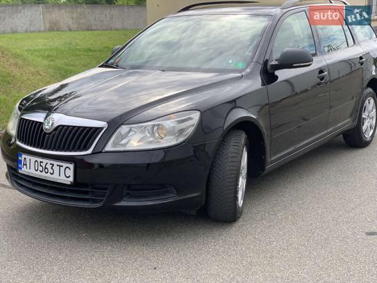 Skoda Octavia                         2012г. в рассрочку