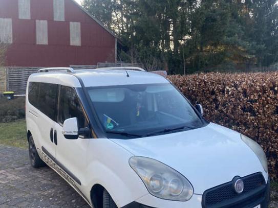 Fiat Doblo                           2010г. в рассрочку