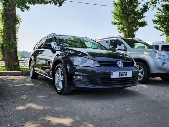 Volkswagen Golf 2013р. у розстрочку