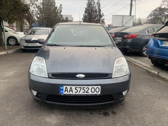 Ford Fiesta                          2004г. в рассрочку