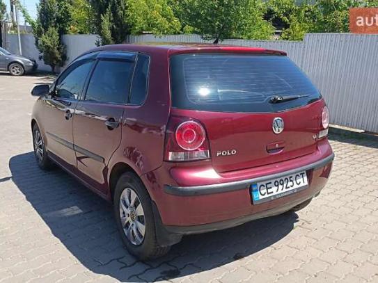 Volkswagen Polo                            2007г. в рассрочку