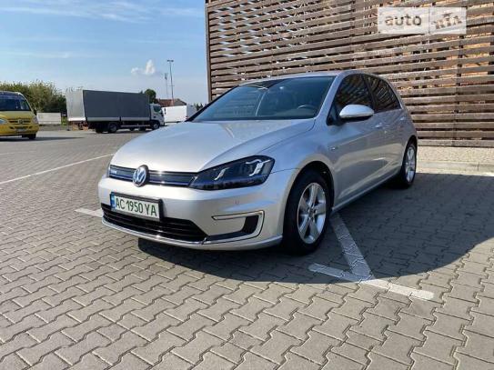 Volkswagen E-golf 2015г. в рассрочку