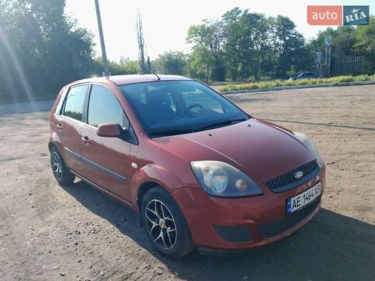 Ford Fiesta                          2008г. в рассрочку