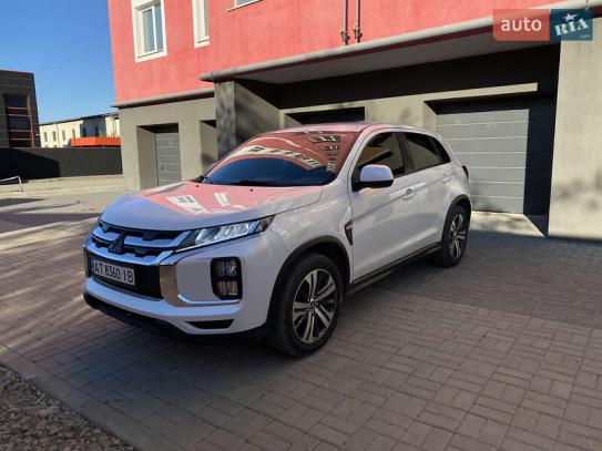 Mitsubishi Outlander sport                 2020г. в рассрочку
