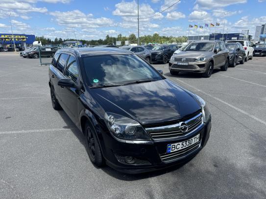 Opel Astra 2008г. в рассрочку