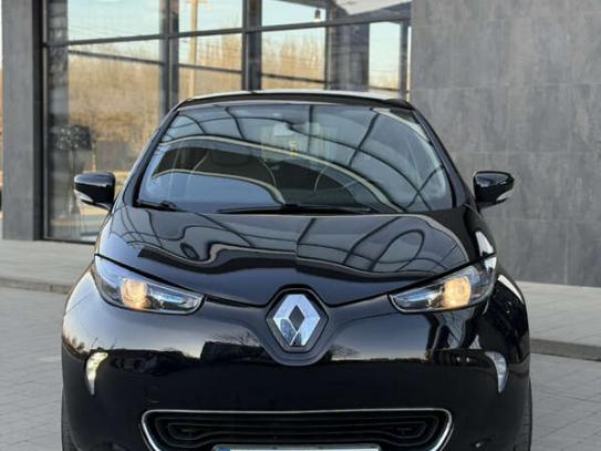 Renault Zoe                             2016г. в рассрочку