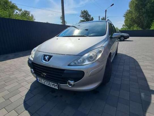 Peugeot 307 2005г. в рассрочку