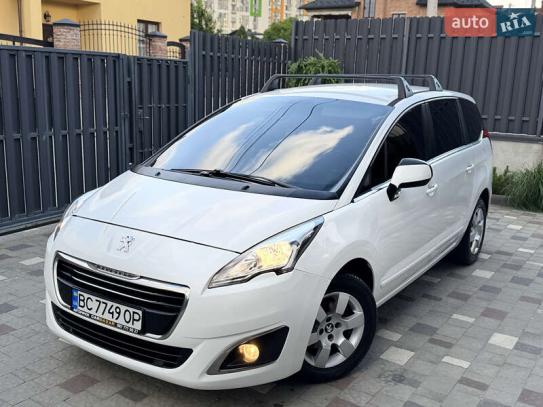 Peugeot 5008                            2014г. в рассрочку