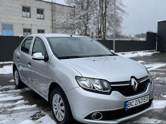 Renault Logan 2013г. в рассрочку