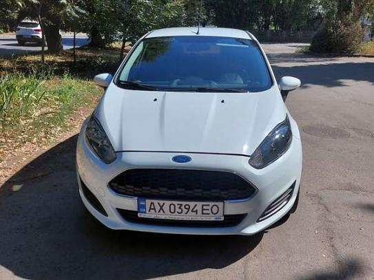 Ford Fiesta 2016г. в рассрочку