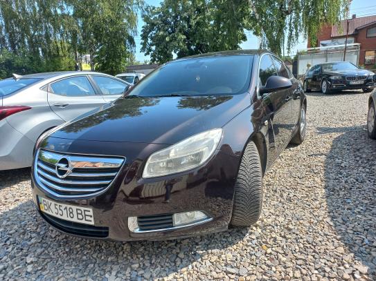 Opel Insignia                        2012г. в рассрочку