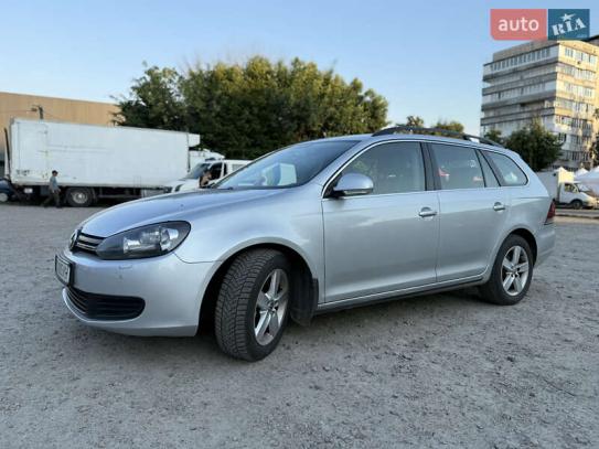 Volkswagen Golf
                            2011г. в рассрочку