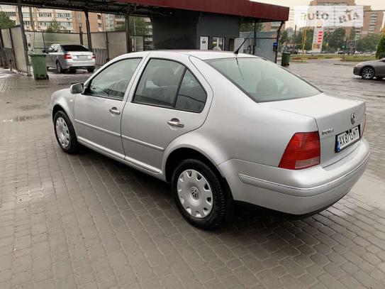 Volkswagen Bora 2003р. у розстрочку