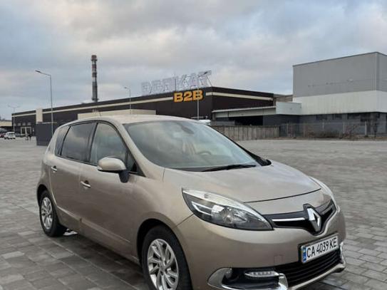 Renault Scenic
                          2013г. в рассрочку