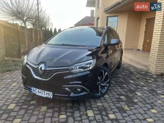 Renault Grand scenic                    2017г. в рассрочку