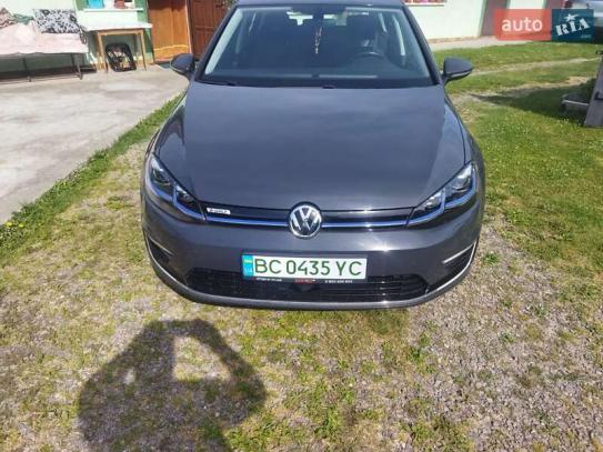 Volkswagen E-golf 2020р. у розстрочку