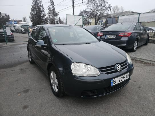 Volkswagen Golf
                            2004г. в рассрочку