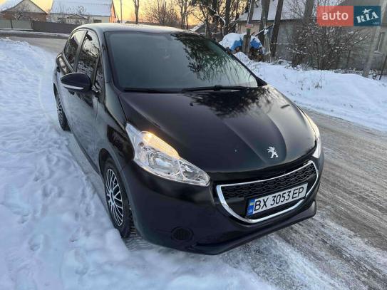 Peugeot 208 2013р. у розстрочку