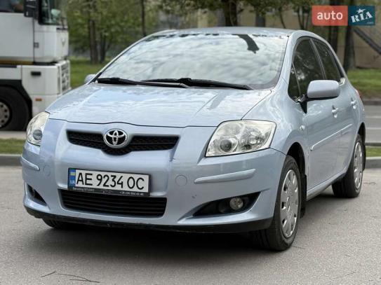 Toyota Auris
                           2008г. в рассрочку
