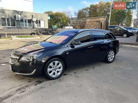 Opel Insignia sports tourer          2014г. в рассрочку