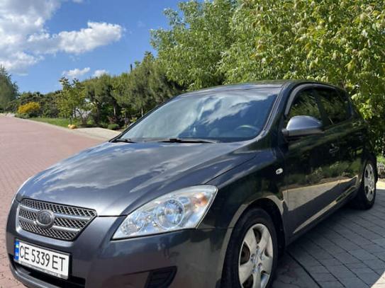 Kia Ceed
                            2009г. в рассрочку