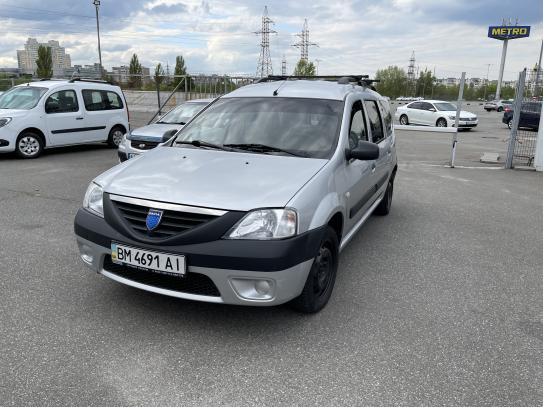 Dacia Logan 2008р. у розстрочку