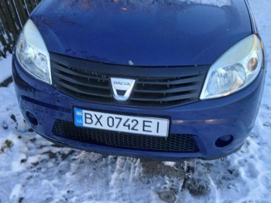 Dacia Sandero
                         2009г. в рассрочку