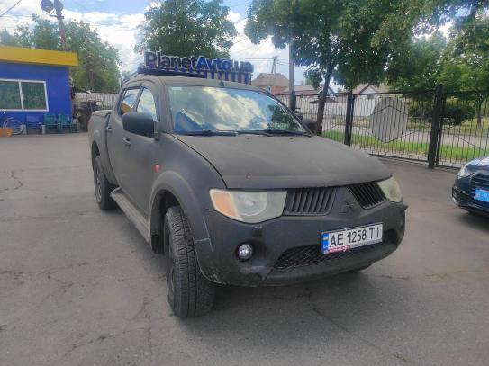 Mitsubishi L 200                           2008г. в рассрочку
