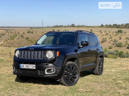 Jeep Renegade 2015г. в рассрочку