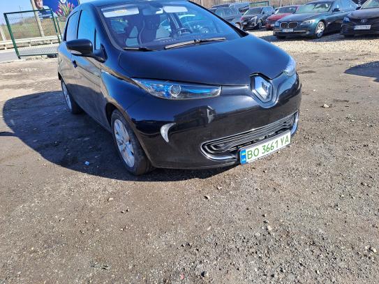 Renault Zoe 2015г. в рассрочку