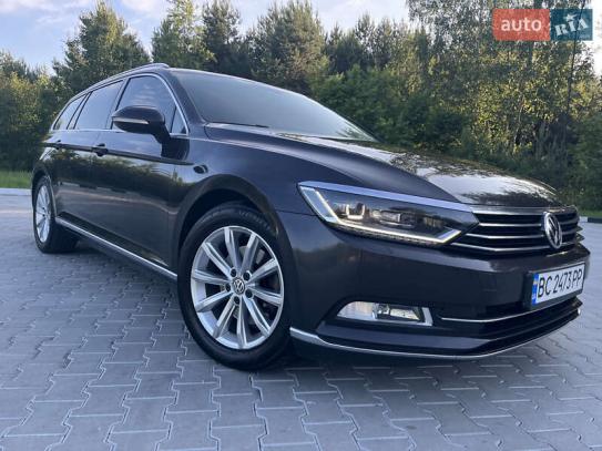 Volkswagen Passat
                          2017г. в рассрочку