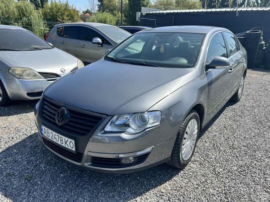 Volkswagen Passat 2006р. у розстрочку