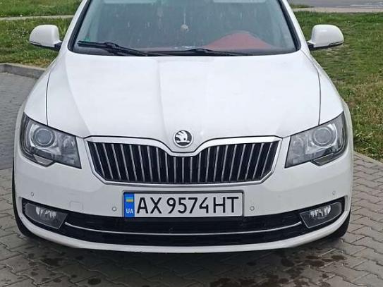 Skoda Superb
                          2014г. в рассрочку