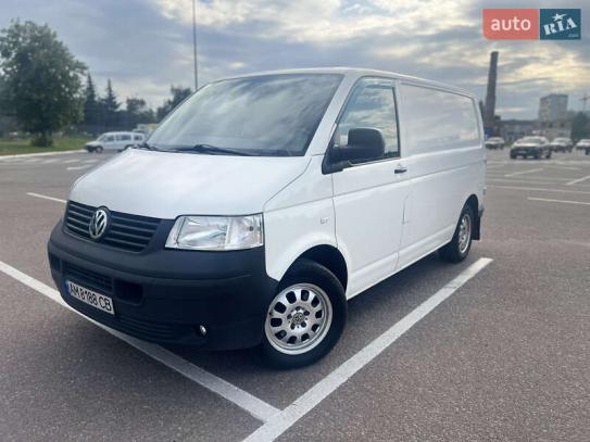 Volkswagen Transporter                     2008г. в рассрочку