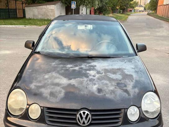 Volkswagen Polo                            2005г. в рассрочку