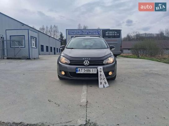Volkswagen Golf
                            2011г. в рассрочку