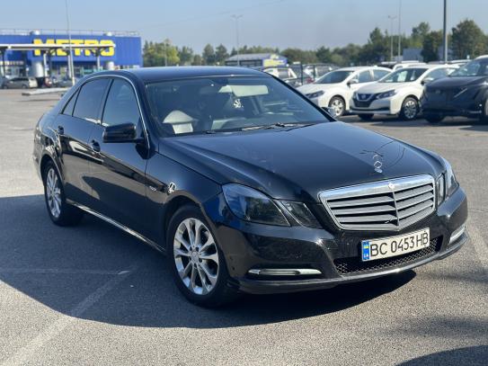 Mercedes-benz E200 2011р. у розстрочку