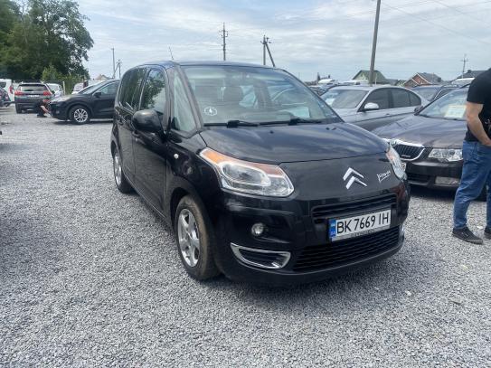 Citroen C3 picasso                      2011г. в рассрочку