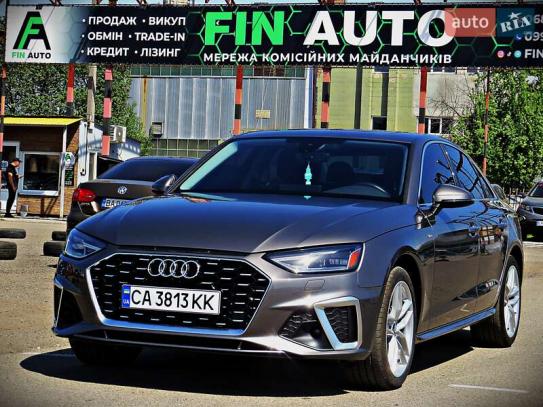 Audi A4                              2019г. в рассрочку