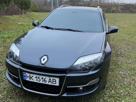 Renault Laguna
                          2011г. в рассрочку