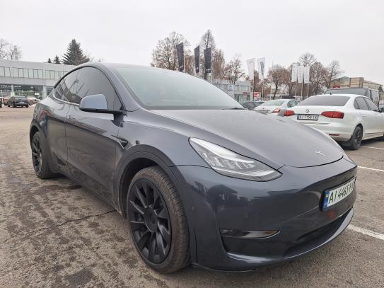 Tesla Model y 2021р. у розстрочку