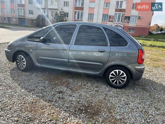 Citroen Xsara picasso
                   2008г. в рассрочку