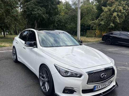 Infiniti Q50                             2016г. в рассрочку